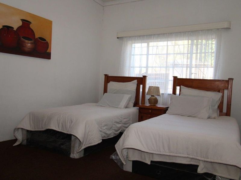 Farm 21.4 hectare near Modimolle in Limpopo - spectacular mountain views. - Photo 7