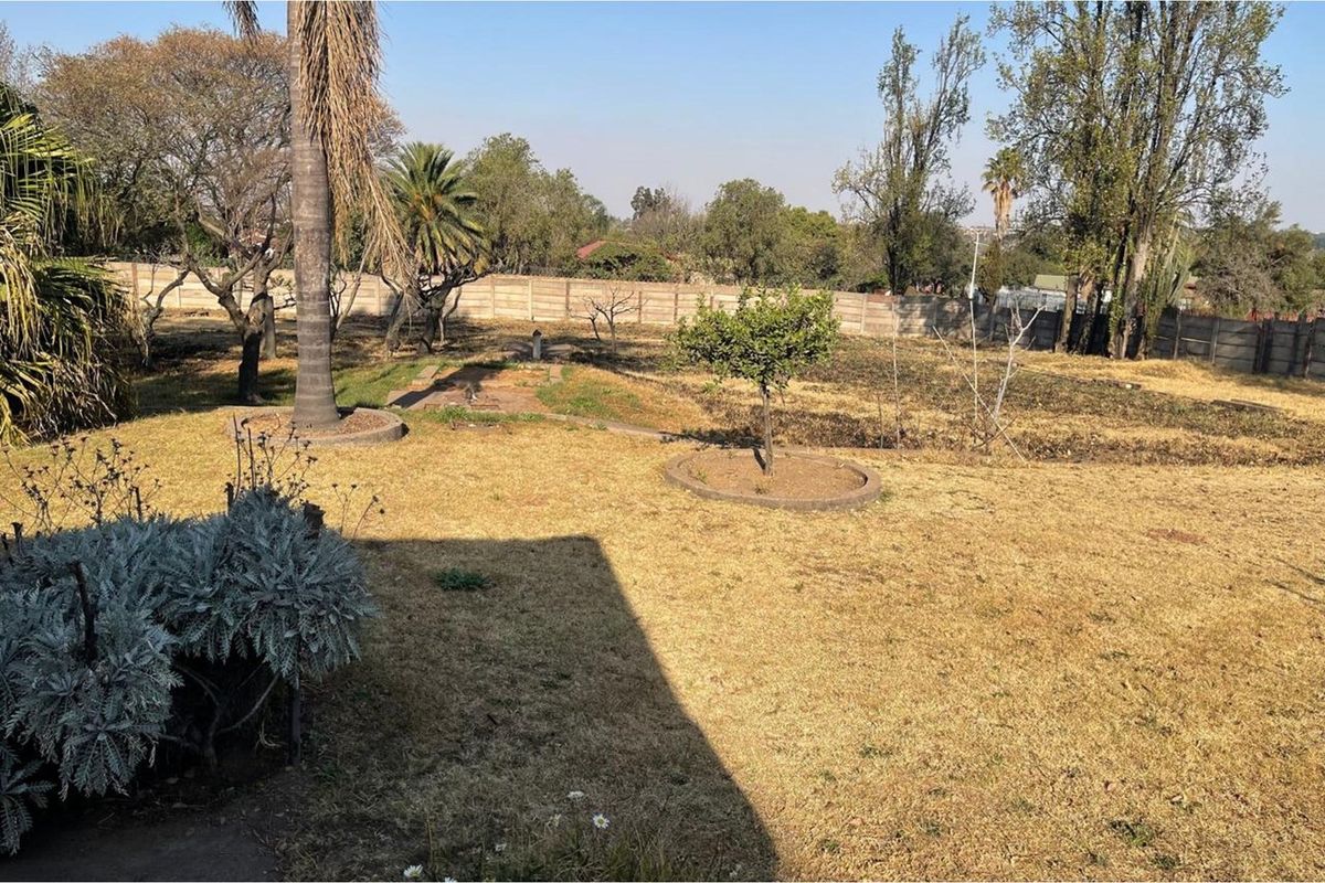Massive Plot or Land Up for Grabs In Del Judor (8565 SQM)!!! - Photo 5