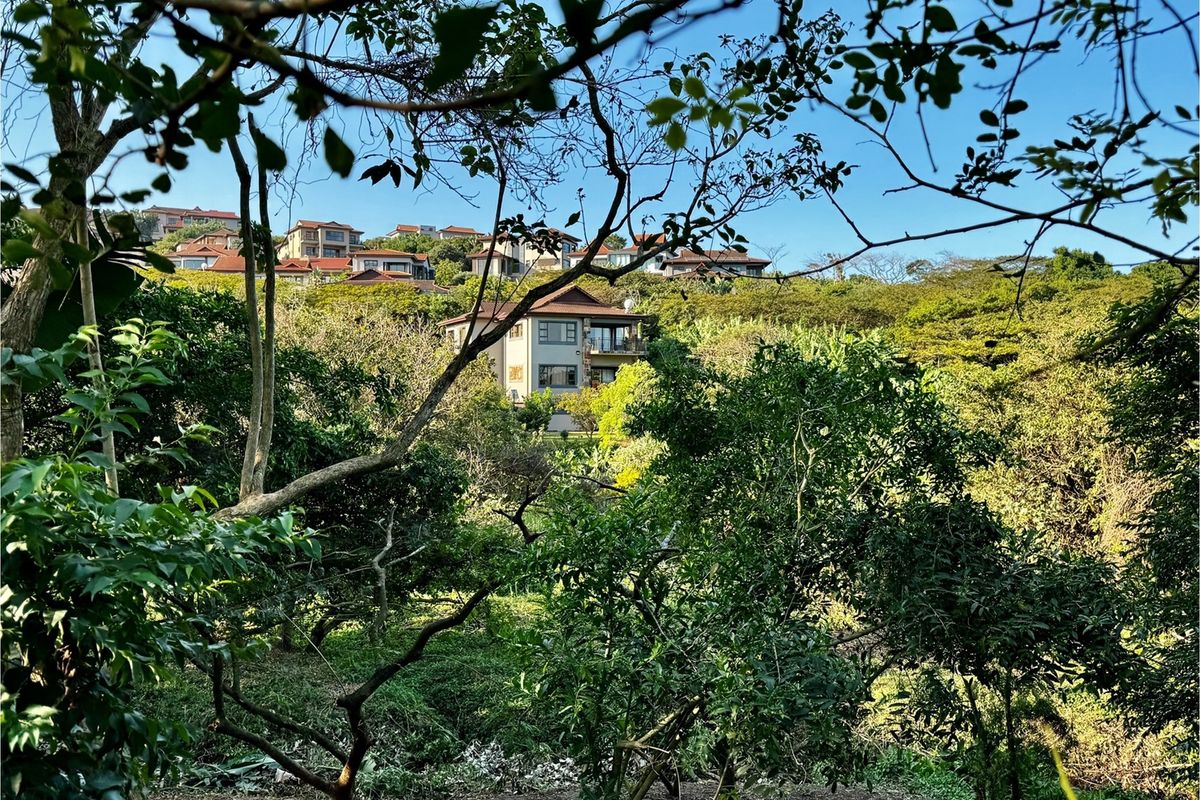 "Luxury 3-Bed Family Home by the in Westbrook Beach Club" - Photo 2