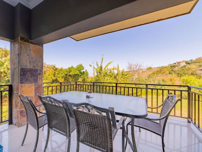 "Luxury 3-Bed Family Home by the in Westbrook Beach Club" - Photo 8