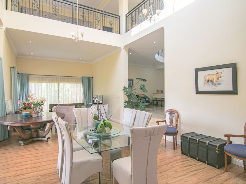 Stunning 5-Bedroom Eco-Lifestyle in Cedar Creek Estate - Photo 8