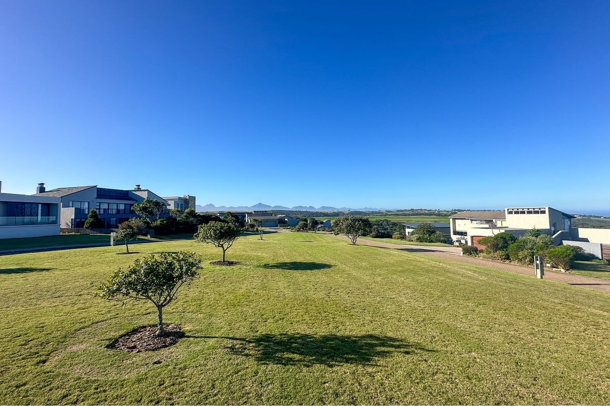Prime 1,144m2 Ocean-View Stand in Prestigious Oubaai Golf Estate, George - Photo 4