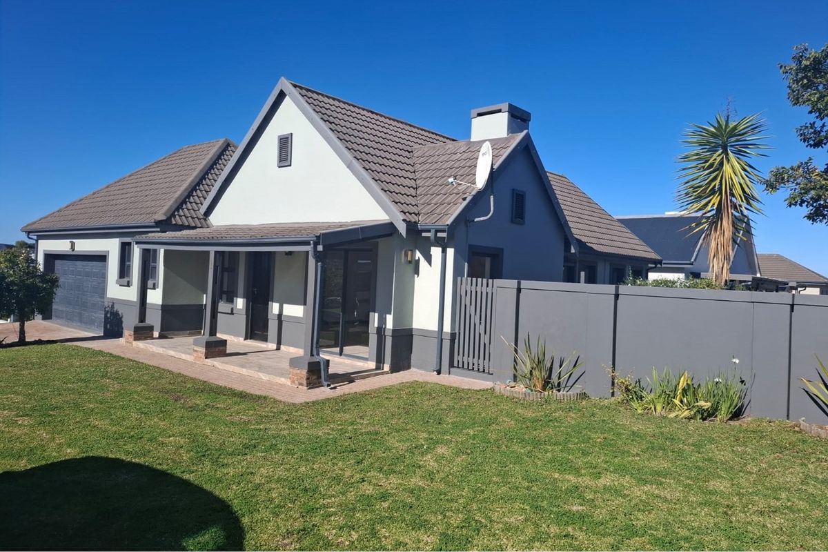 House For Sale in Blue Mountain Village George Western Cape - Photo 2