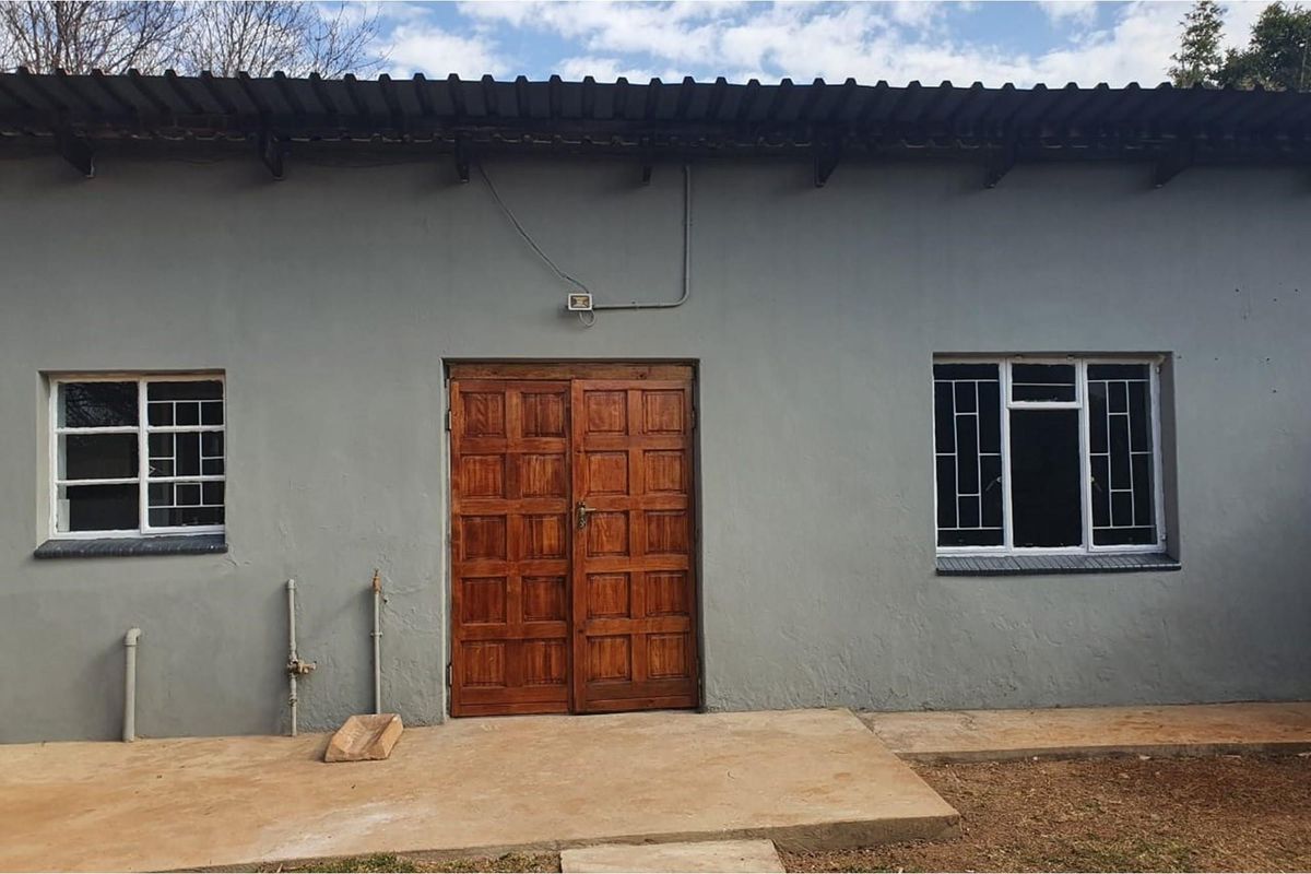 4.2 ha Smallholding with 6 Houses, Tiegerpoort AH - Photo 5