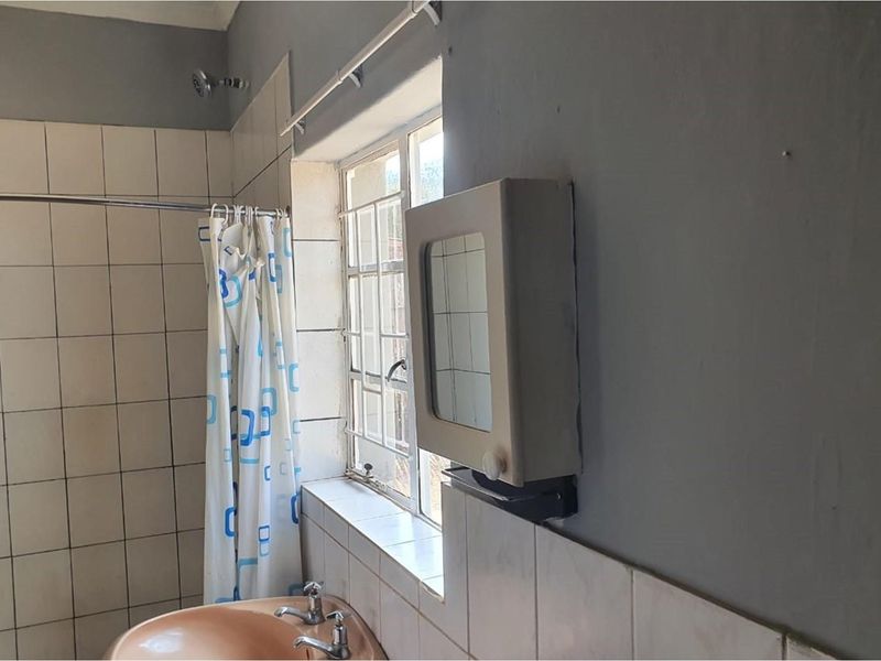 4.2 ha Smallholding with 6 Houses, Tiegerpoort AH - Photo 8