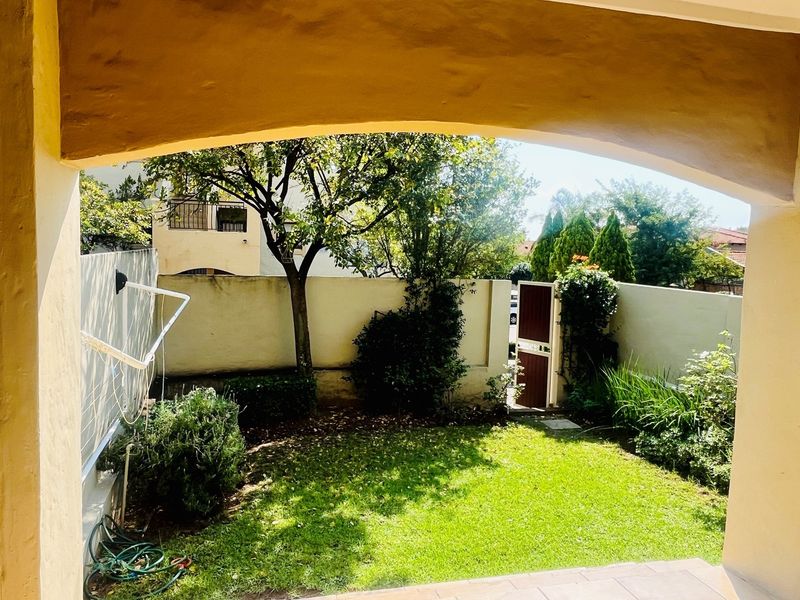 Fully Furnished 2-Bed Garden Unit To Let - Photo 3