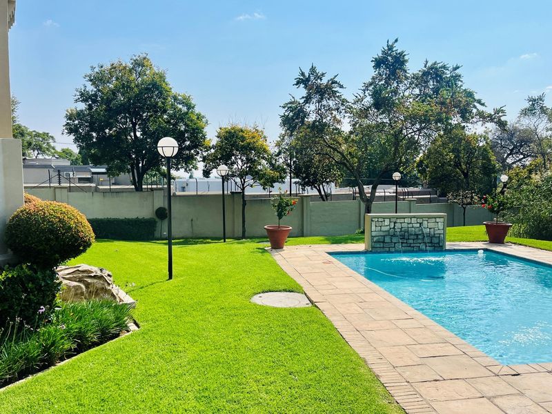 Fully Furnished 2-Bed Garden Unit To Let - Photo 2