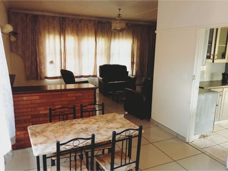 4 bedroom house for sale - Photo 5