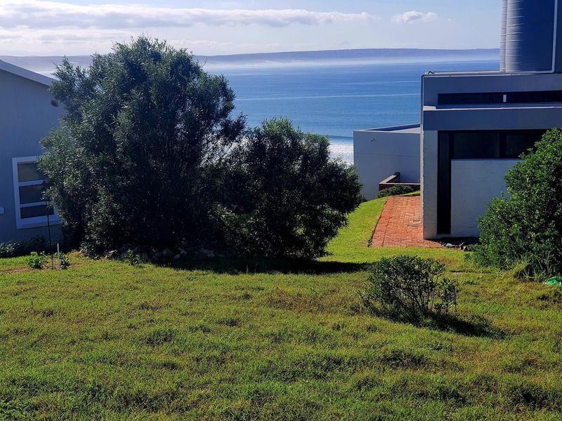 Sea and mountain views on a spacious, buildable stand - Photo 5