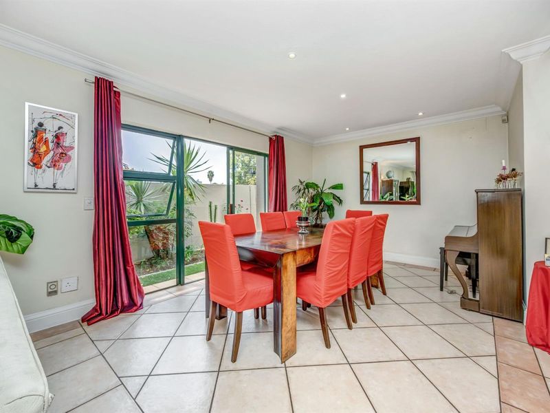 Secure, Stylish 3-Bedroom Home in Prime Location, Morningside - Photo 10