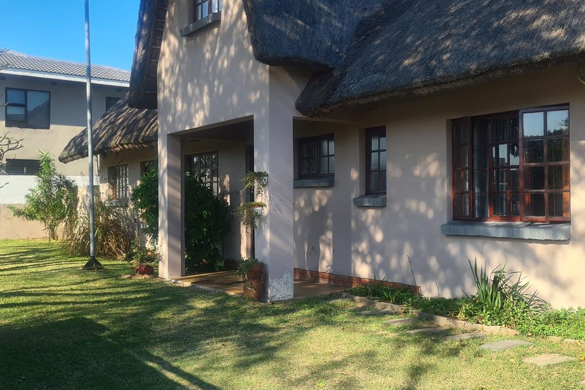 4 Bedroom home for sale in Birdswood - Photo 2