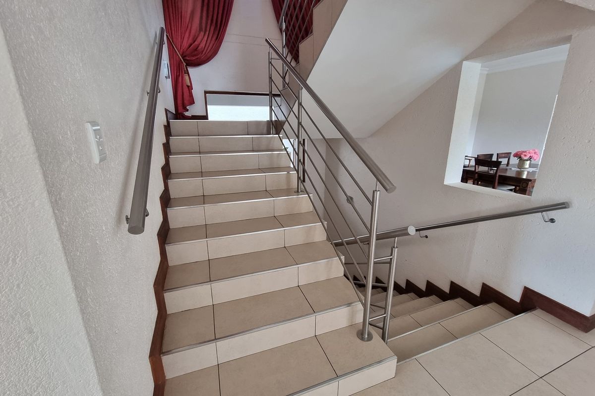 Exquisite 5-Bedroom Home in Matumi Golf Estate - Exclusive Mandate - Photo 5