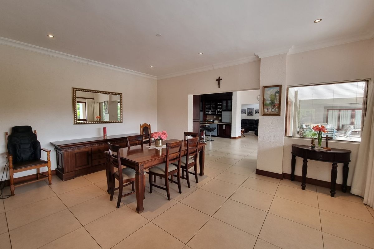 Exquisite 5-Bedroom Home in Matumi Golf Estate - Exclusive Mandate - Photo 3