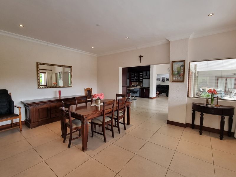 Exquisite 5-Bedroom Home in Matumi Golf Estate - Exclusive Mandate - Photo 3