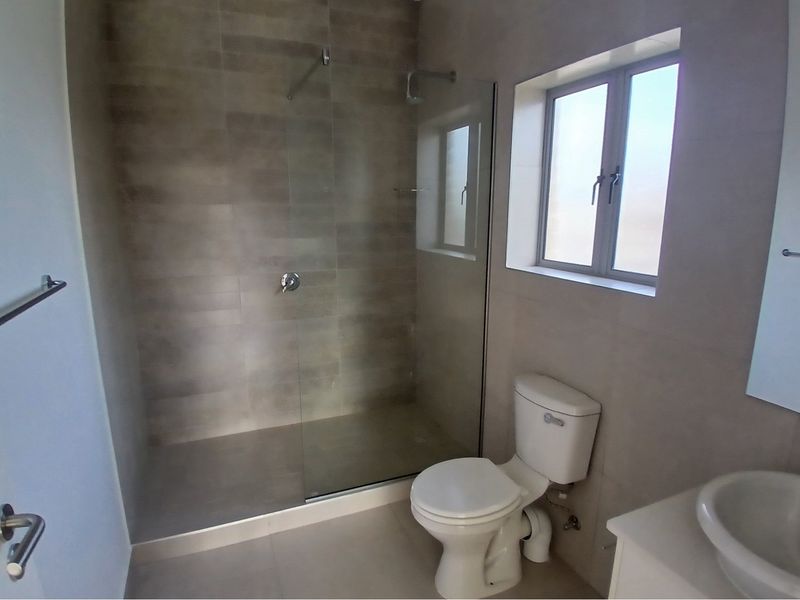 Move-In Ready Home in Popular Diepkloof, Mooikloof Country Estate, George - Photo 6