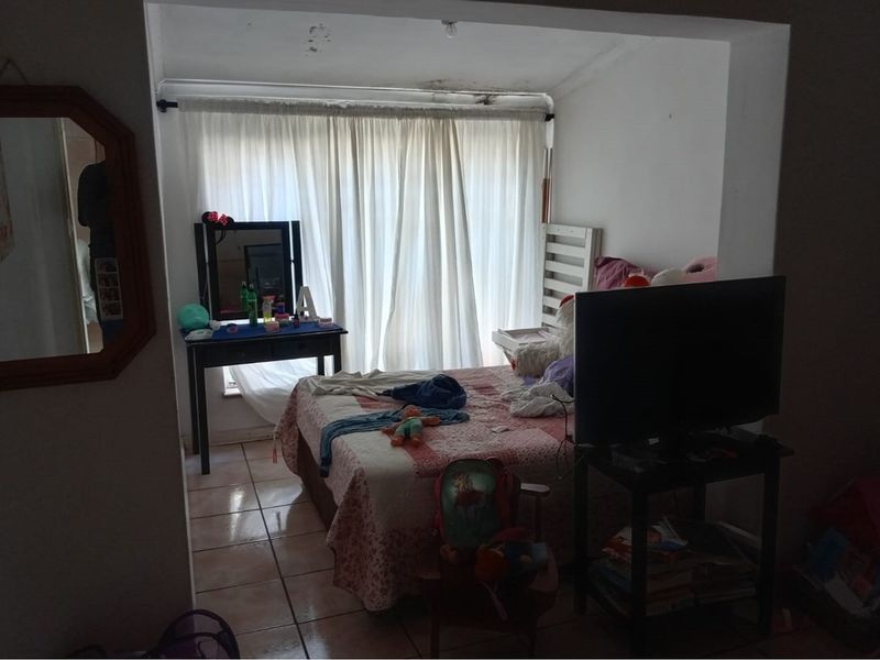 Full Title house In Regants Park - Photo 6