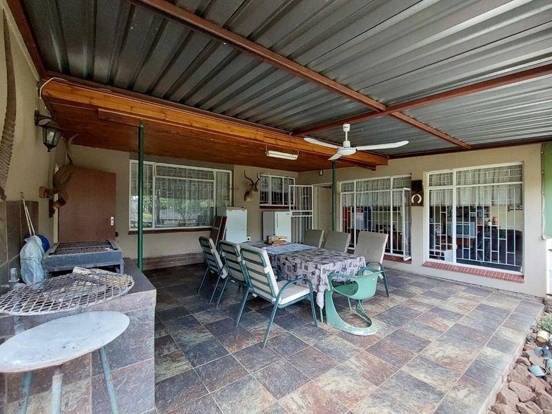 Spacious Four bedroom house for sale in Bela Bela - Photo 3