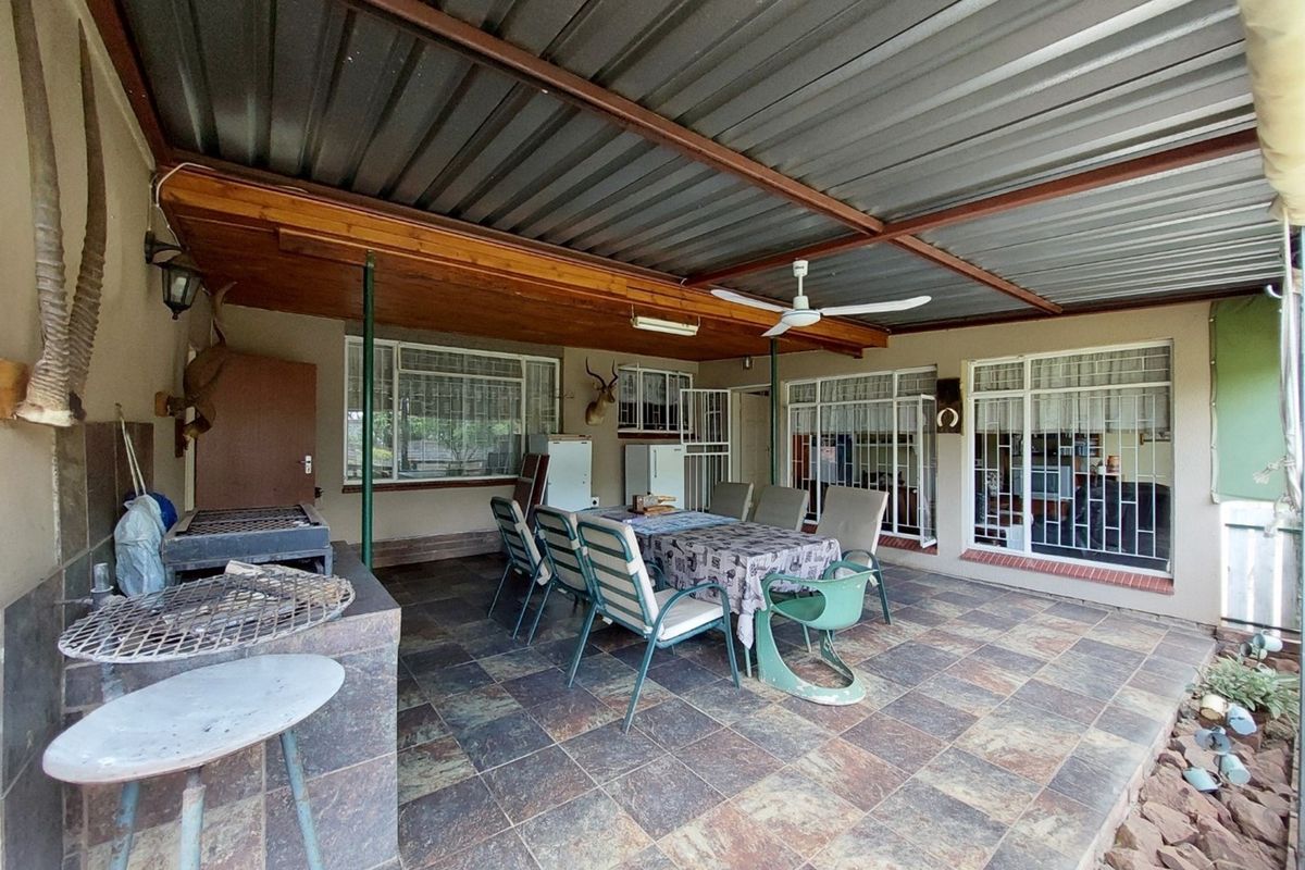 Spacious Four bedroom house for sale in Bela Bela - Photo 3