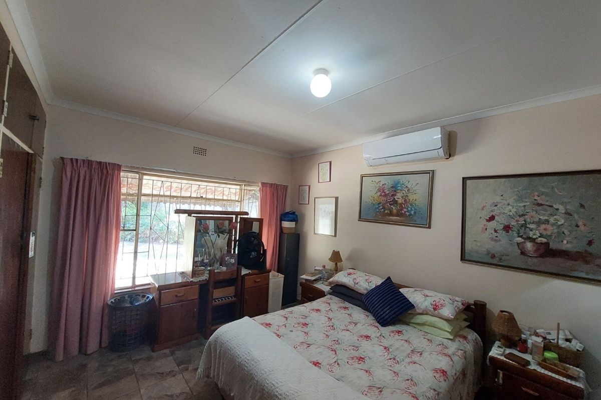 Spacious Four bedroom house for sale in Bela Bela - Photo 4