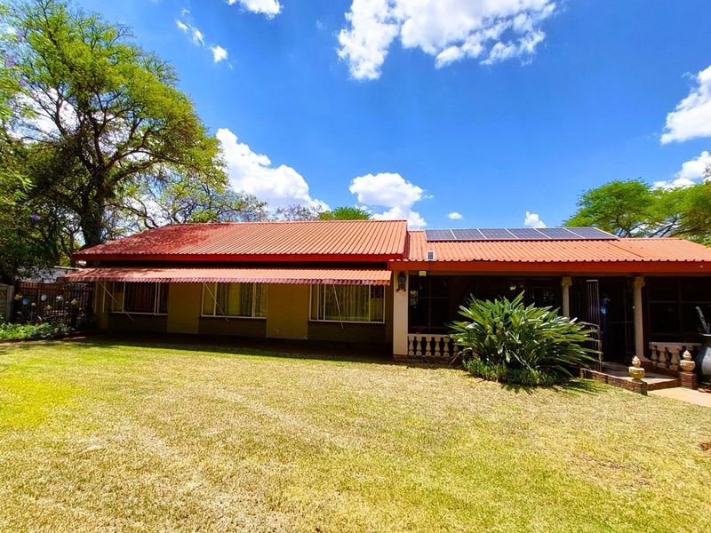 Spacious Four bedroom house for sale in Bela Bela - Photo 2