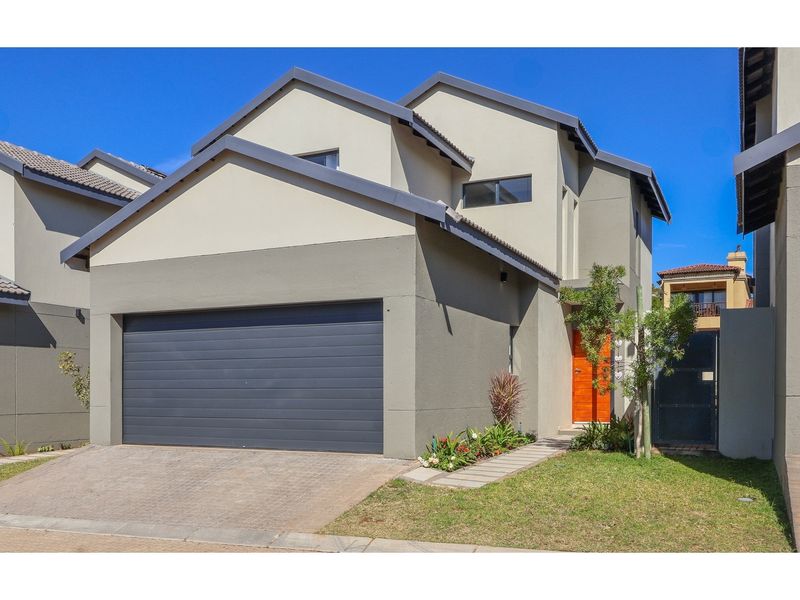"Modern Family Townhouse in Matumi Valley" - Photo 1