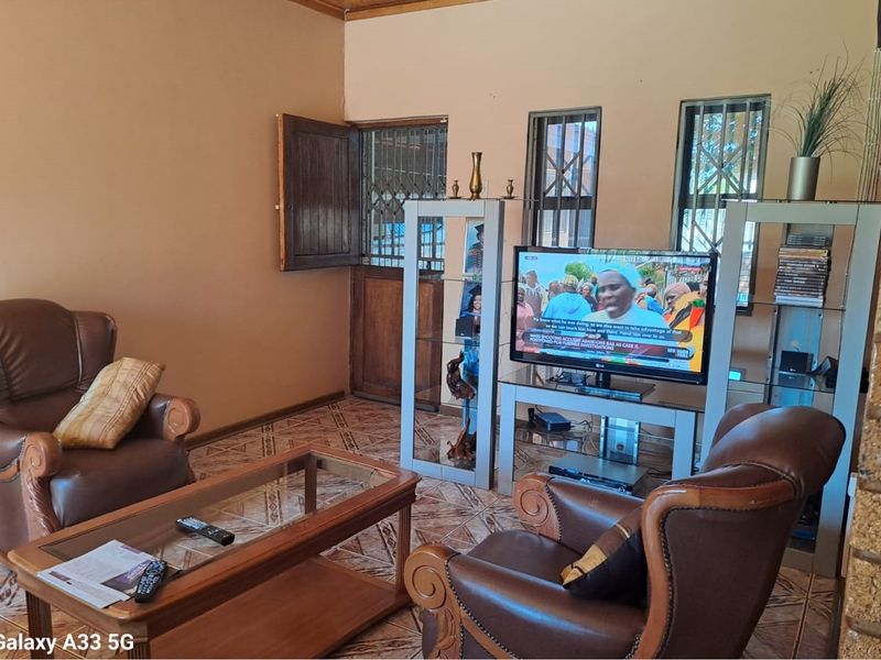 House For Sale in Carters Glen, Kimberley - Photo 4