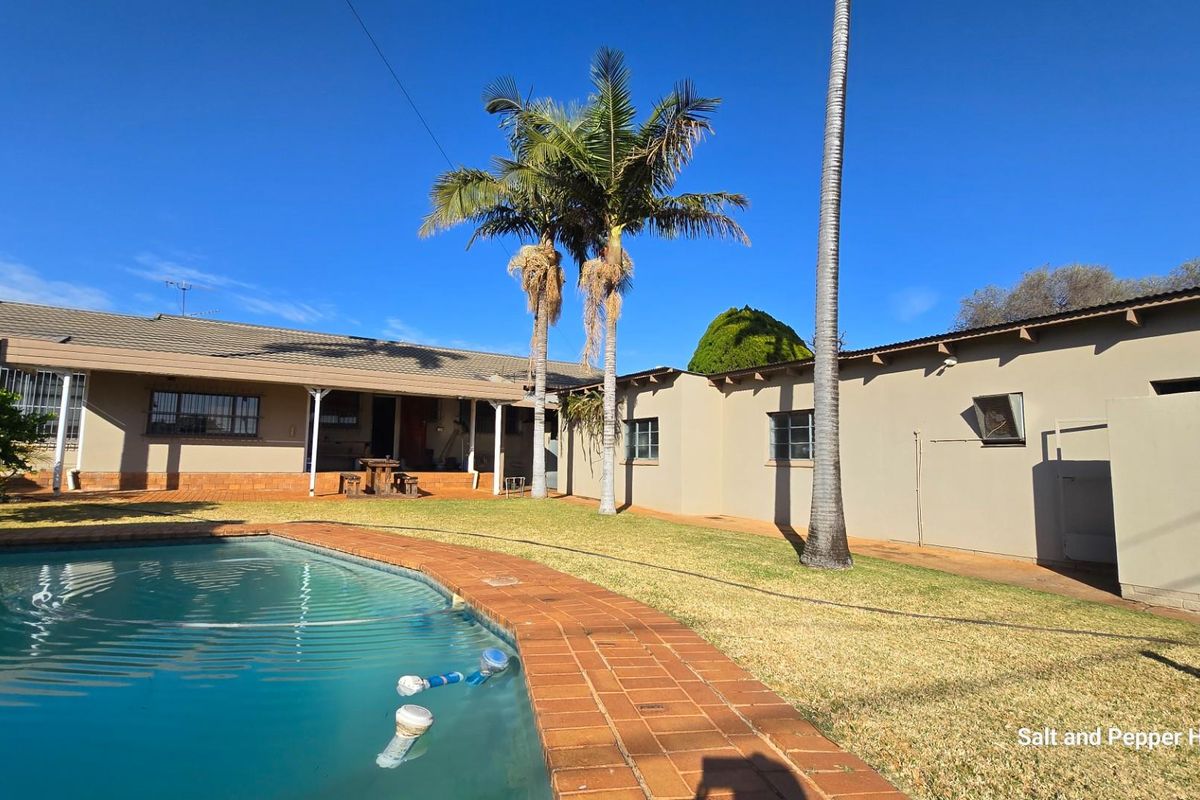 Prime Business Zoned Property For Rent in Sefako Makgatho Drive - Photo 2