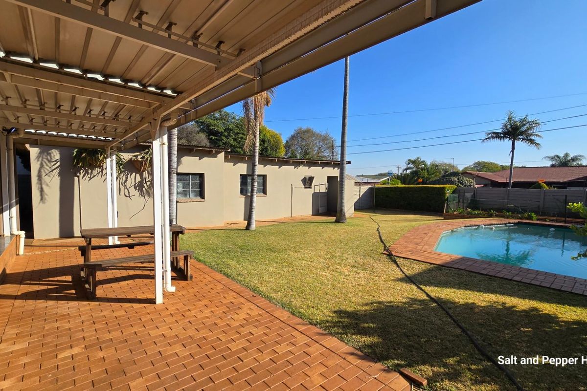 Prime Business Zoned Property For Rent in Sefako Makgatho Drive - Photo 5