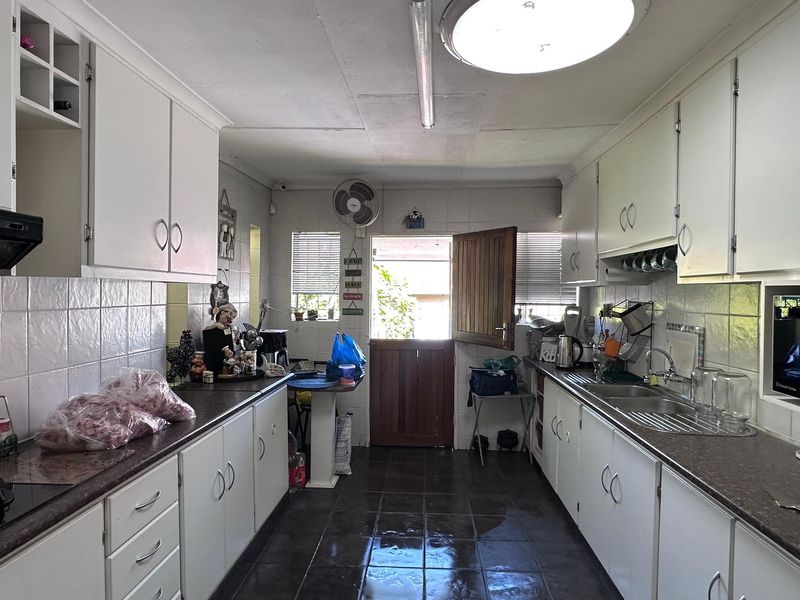 Your All-in-One Family and Lifestyle Haven. - Photo 10