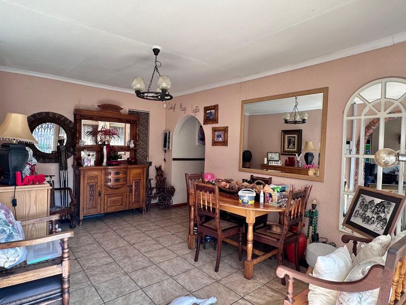 Your All-in-One Family and Lifestyle Haven. - Photo 2