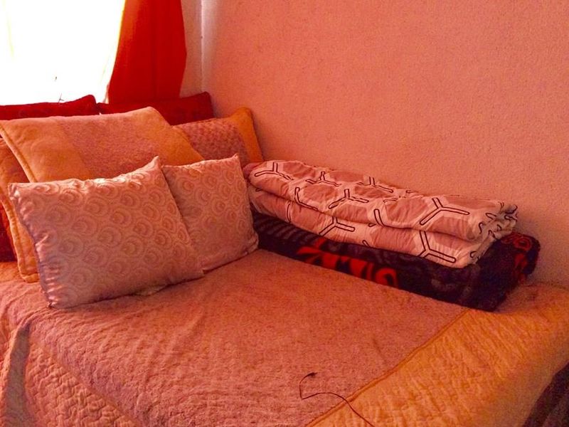 TWO BEDROOM HOUSE IN MERITING - Photo 10