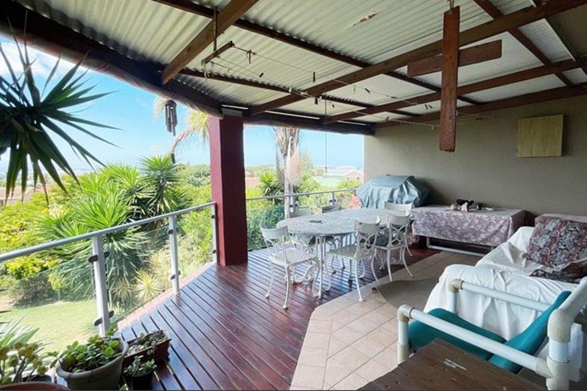 Perfect address in Wavecrest - Photo 2