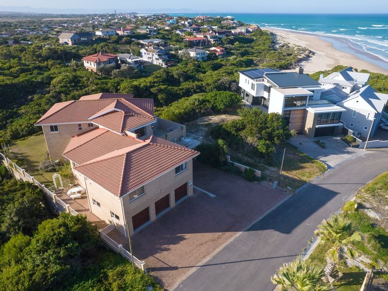Dual Mandate:  Behind the Scenes at 37 Lorstan - A Prime Beachside Opportunity - Photo 6