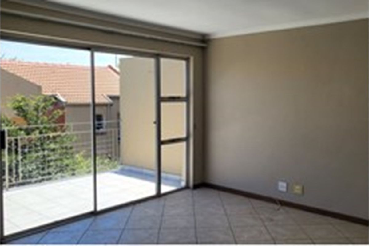 2 Bedroom Apartment in Bedford Gardens - Photo 5