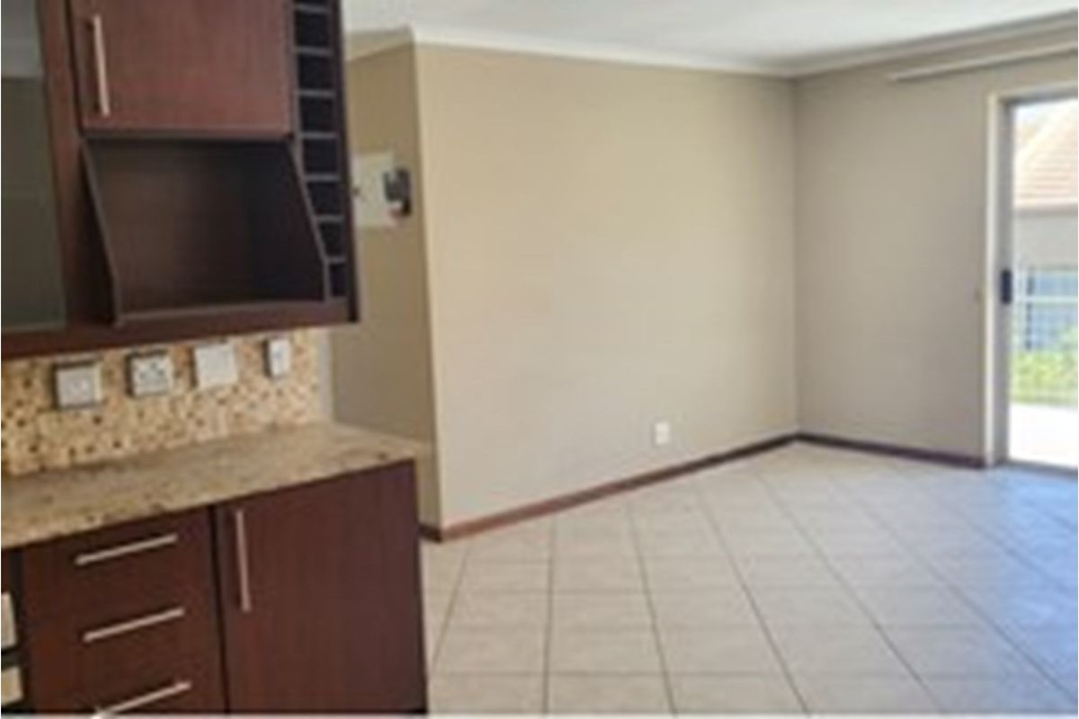 2 Bedroom Apartment in Bedford Gardens - Photo 4