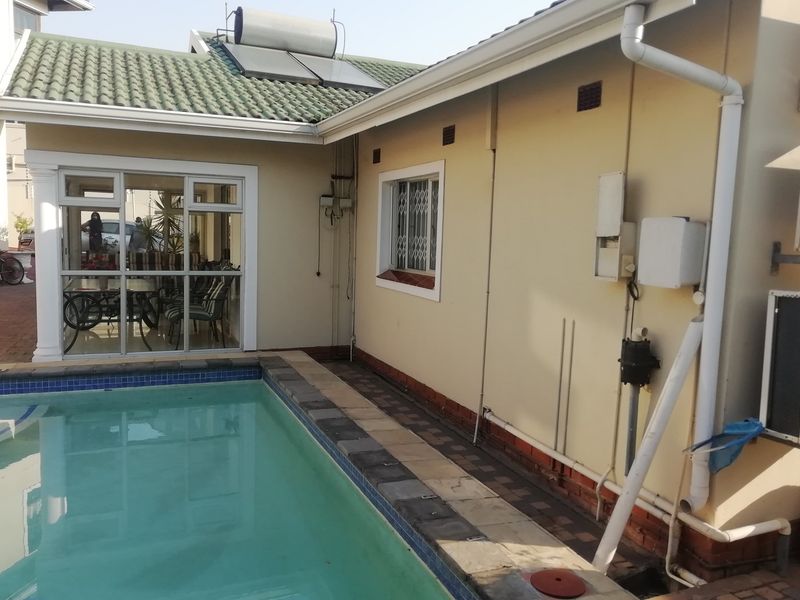 “Where Luxury Meets Comfort - Your Dream Home Awaits!” - Photo 7