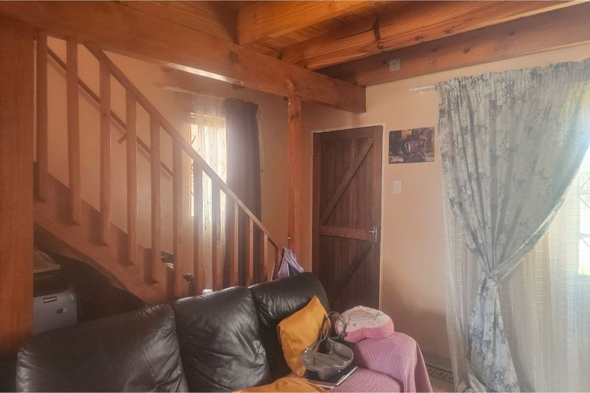 Ideal Starter Home - Perfect for First-Time Buyers! - Photo 4