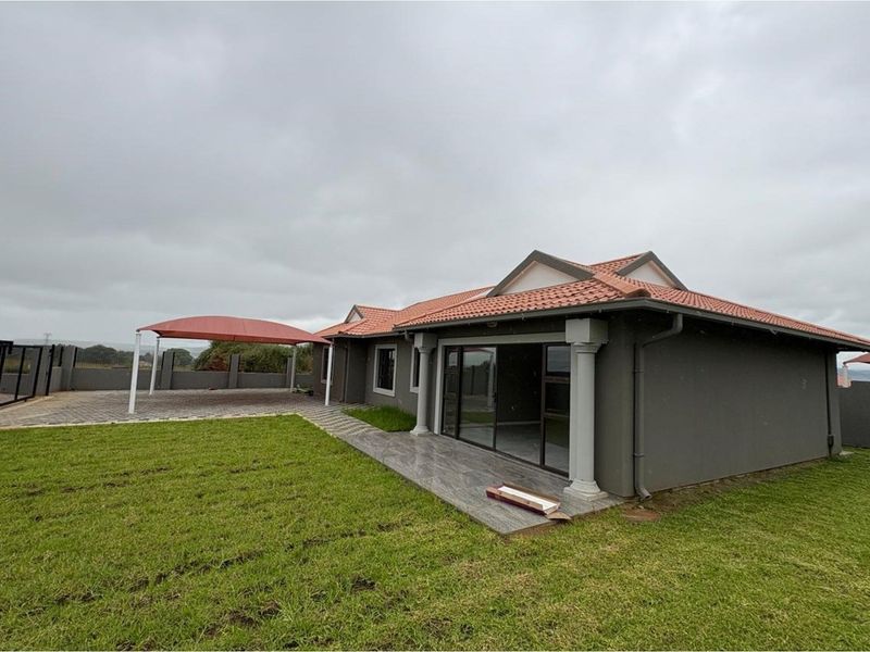 Luxury, Style, Smart Living-Your Dream Home - Photo 1