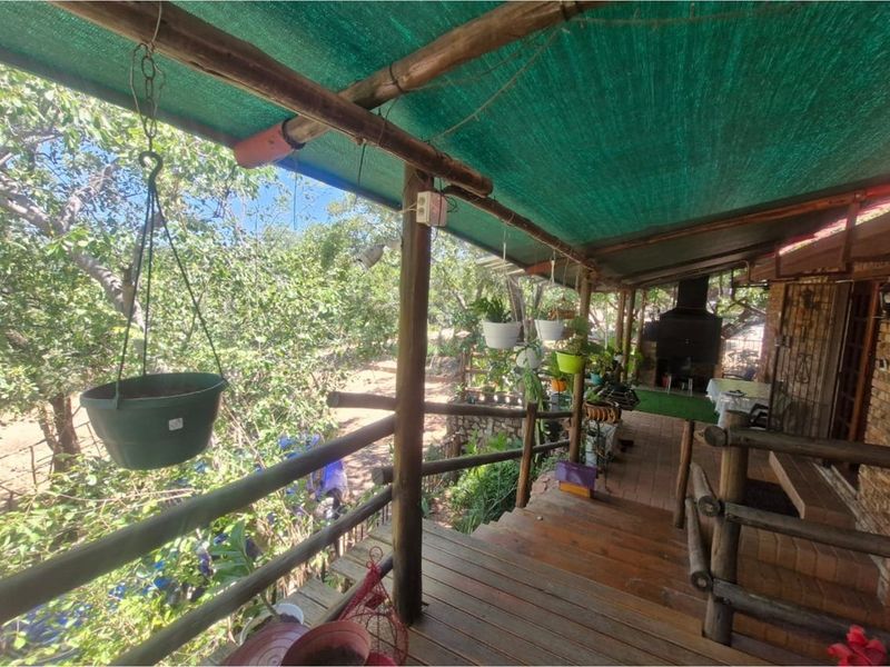 3-BEDROOM SPACIOUS ENTERTAINMENT HOUSE - Photo 10