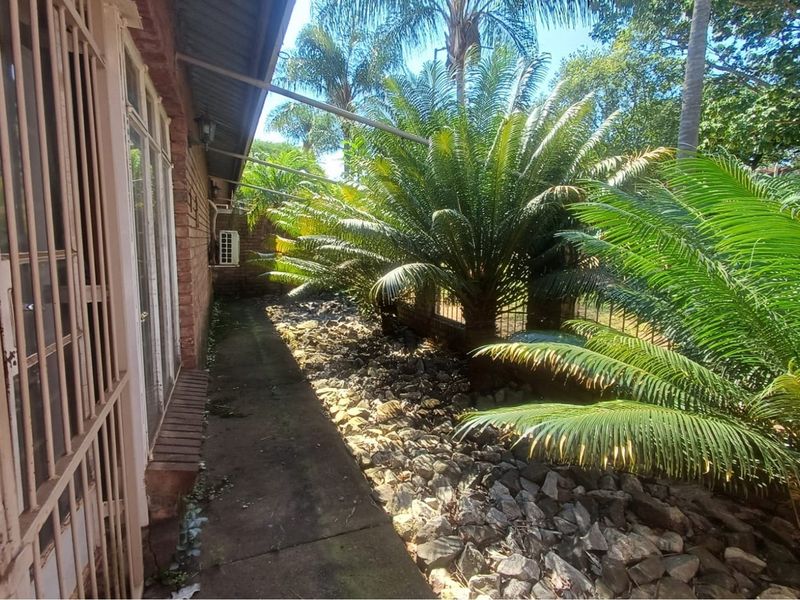 Secure Comfort in Louis Trichardt - Photo 2