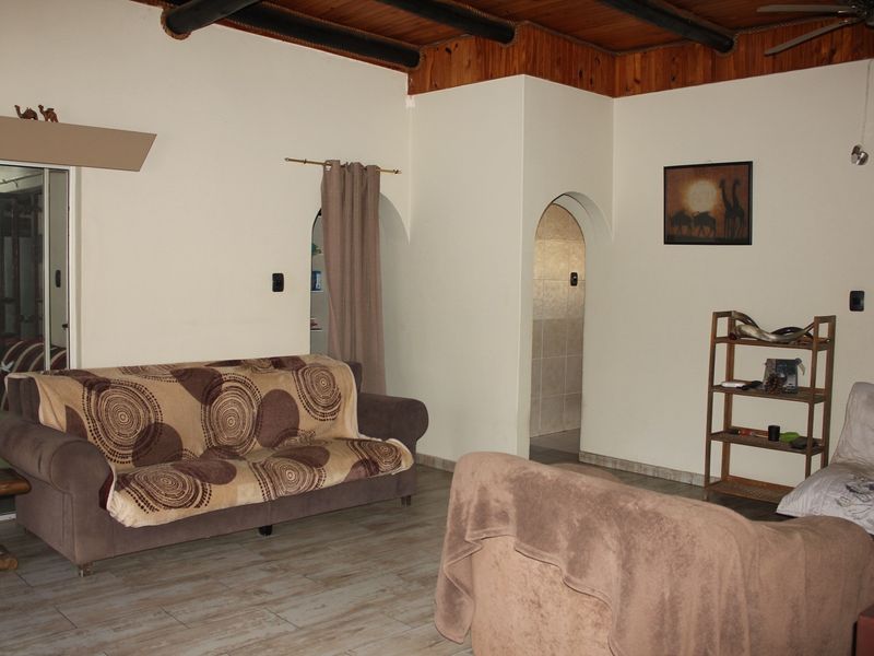 "Your Family's Sanctuary: Comfort, Security, and Style in Every Corner. - Photo 3