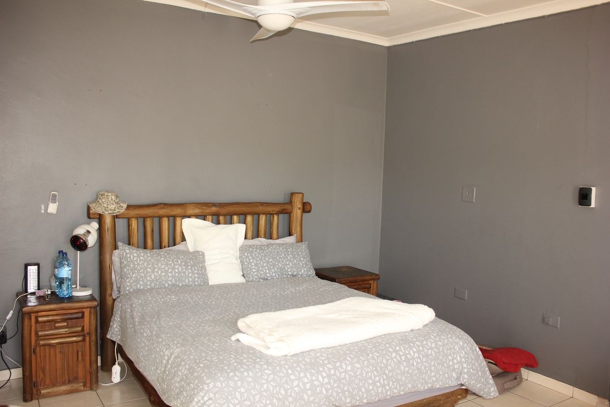 "Your Family's Sanctuary: Comfort, Security, and Style in Every Corner. - Photo 5