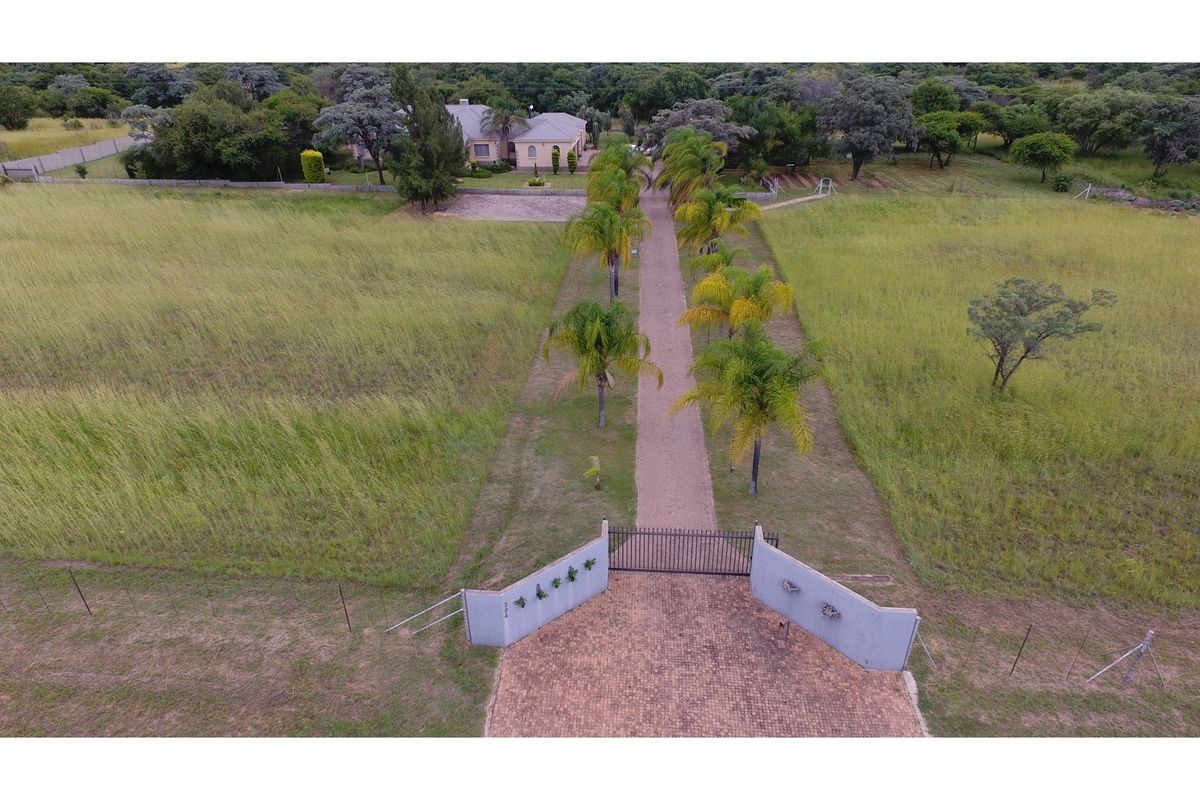 Elegant 7-Bedroom Home in Bela-Bela - Perfect for residence, or Air BnB-Pet Friendly - NEGOTIABLE - Photo 3