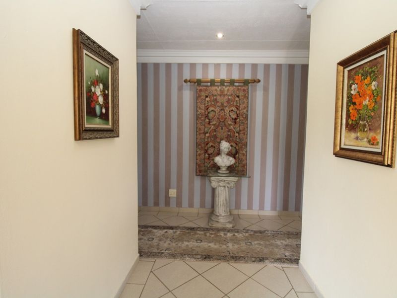 Elegant 7-Bedroom Home in Bela-Bela - Perfect for residence, or Air BnB-Pet Friendly - NEGOTIABLE - Photo 6