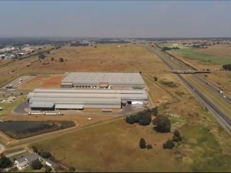 Exclusive 1.8 billion m2 lakeside land in Gauteng-limitless potential, rare opportunity. - Photo 10