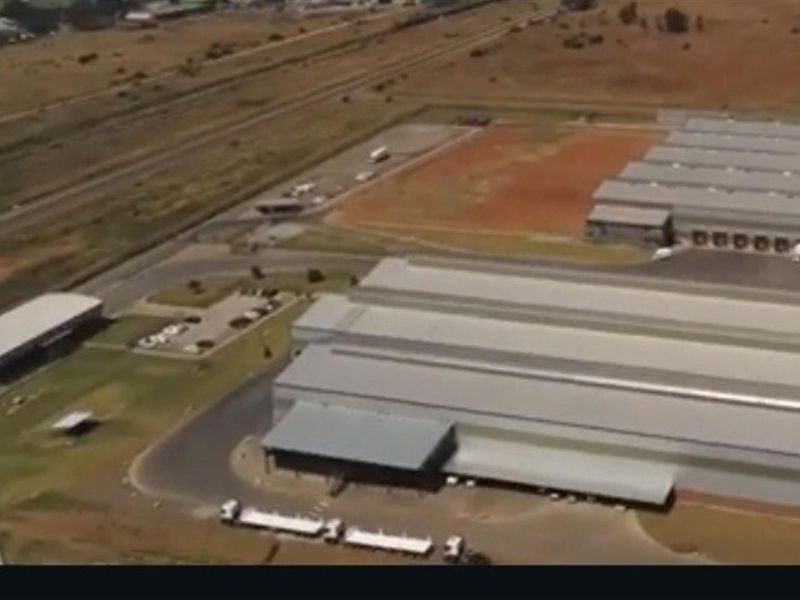 Exclusive 1.8 billion m2 lakeside land in Gauteng-limitless potential, rare opportunity. - Photo 8