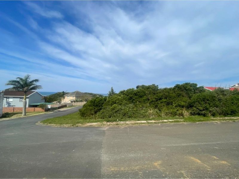 807m2 Corner Plot with Sea Views - Kaysers Beach - Photo 6