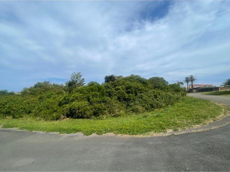 807m2 Corner Plot with Sea Views - Kaysers Beach - Photo 10
