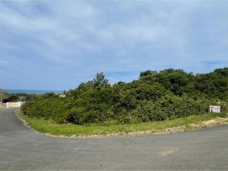 807m2 Corner Plot with Sea Views - Kaysers Beach - Photo 5