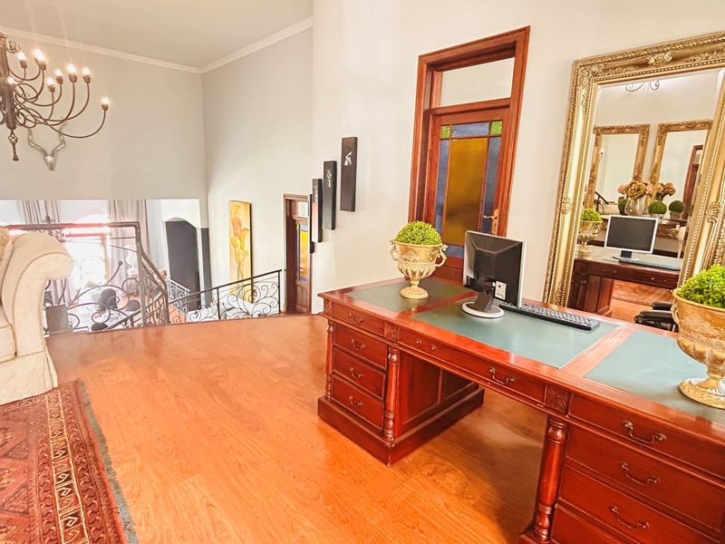 Ambassadorial Home Guesthouse in Prestigious Waterkloof Ridge | Exquisite Living, Unmatched views - Photo 4